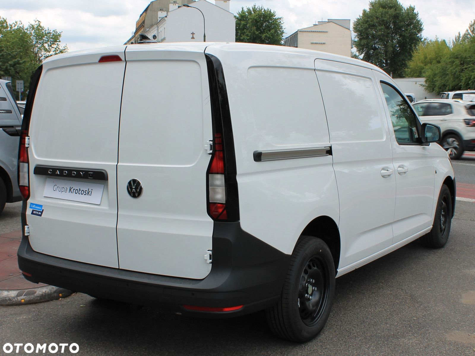 Volkswagen Caddy Maxi Cargo 2.0 TDI Manual - 5