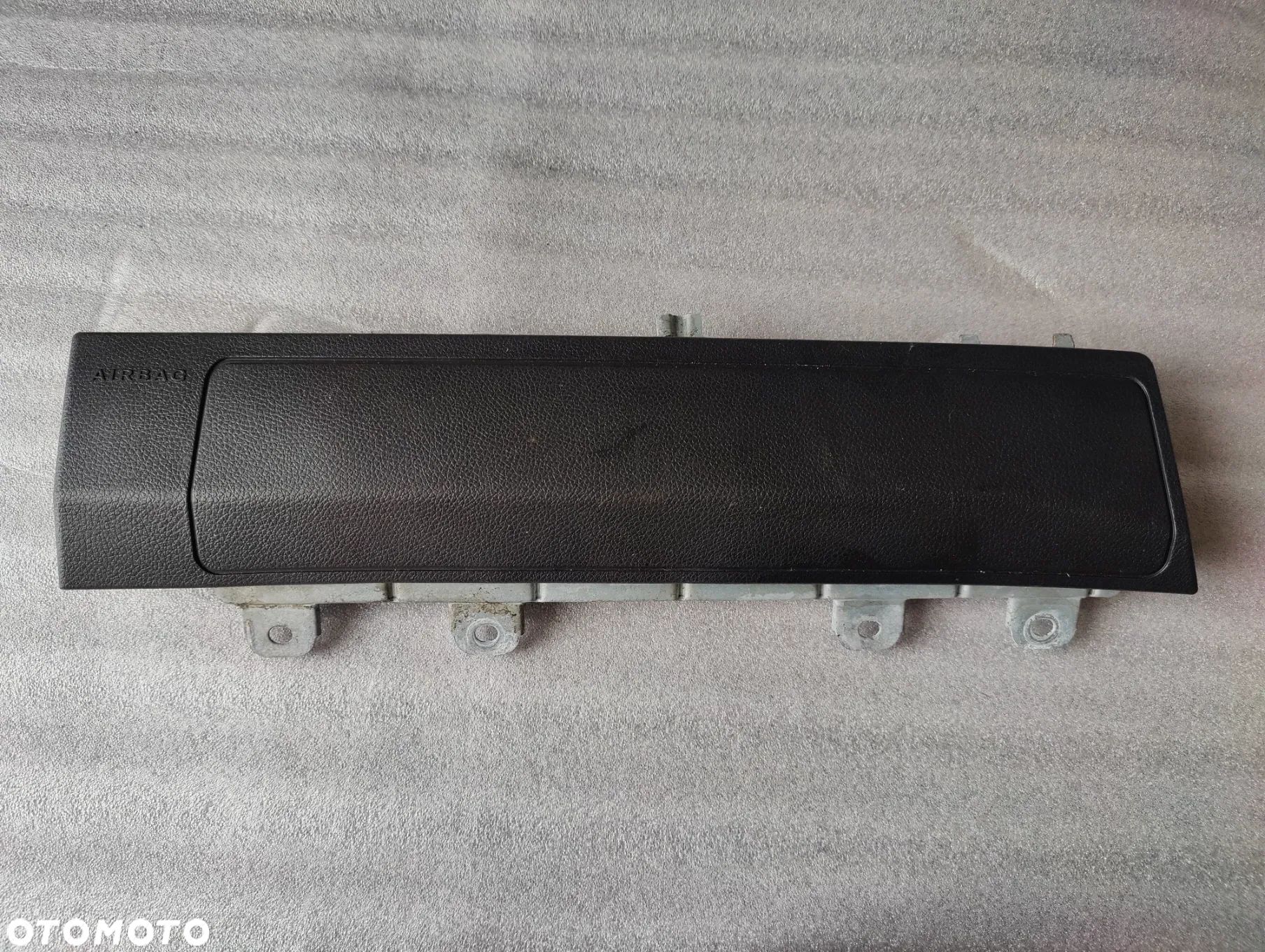 MERCEDES CLA W117 PODUSZKA POWIETRZNA KOLANOWA A1768600000 - 1