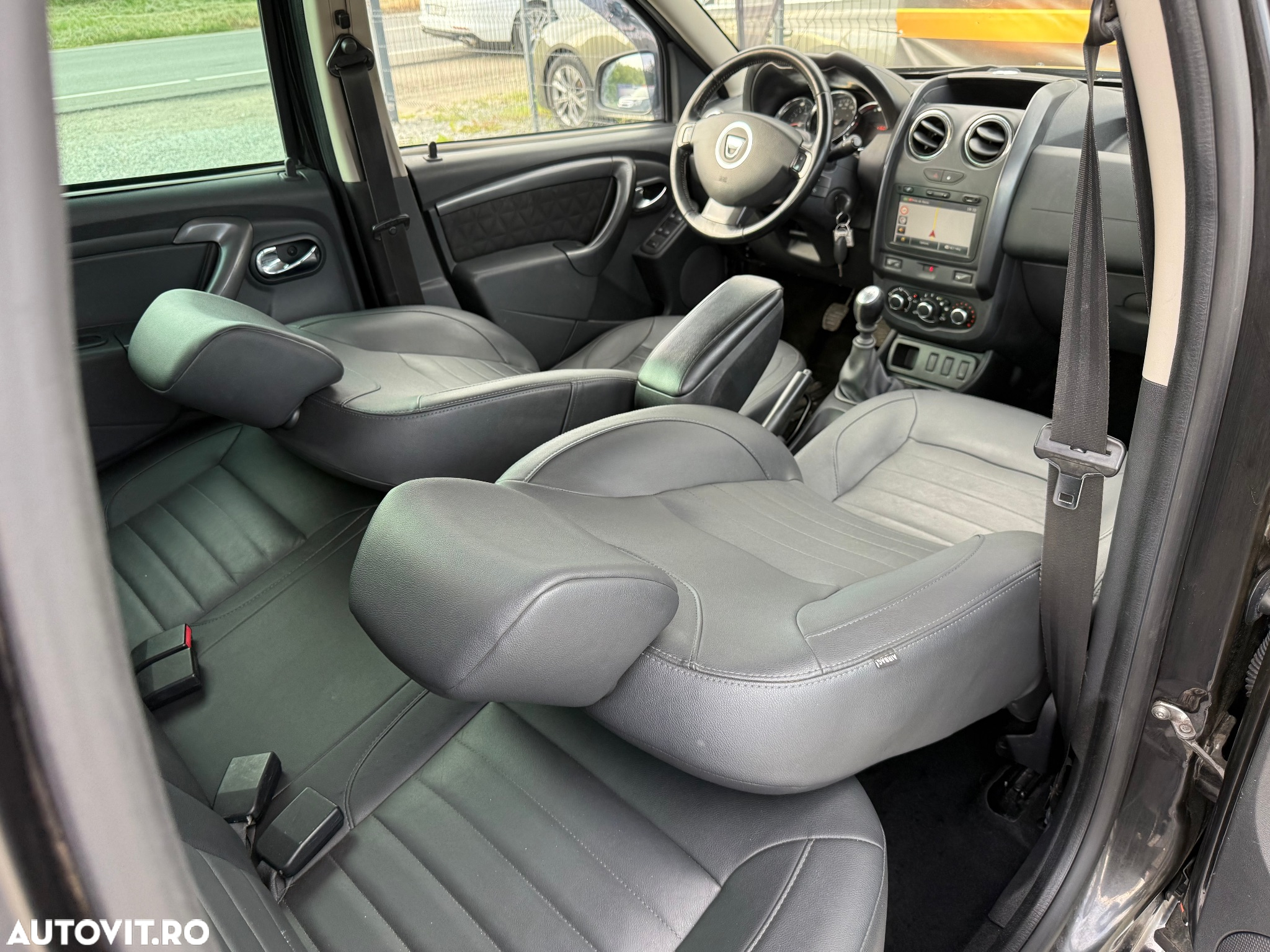 Dacia Duster 1.5 dCi 4x4 Laureate - 18