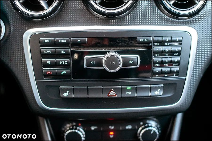 Mercedes-Benz Klasa A 180 (BlueEFFICIENCY) Urban - 20