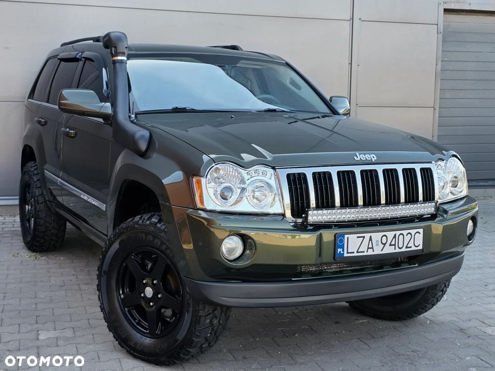 Jeep Grand Cherokee 5.7 4x4 Overland - 23