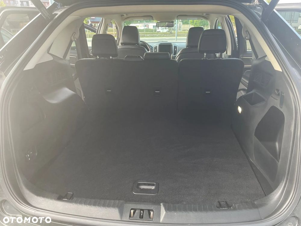 Ford Edge - 17