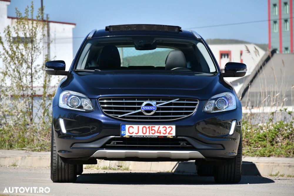 Volvo XC 60 D5 AWD Geartronic Summum - 11