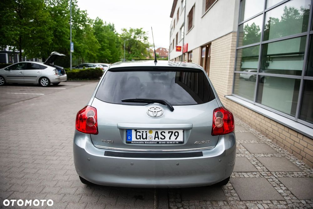 Toyota Auris 1.33 VVT-i Premium - 5