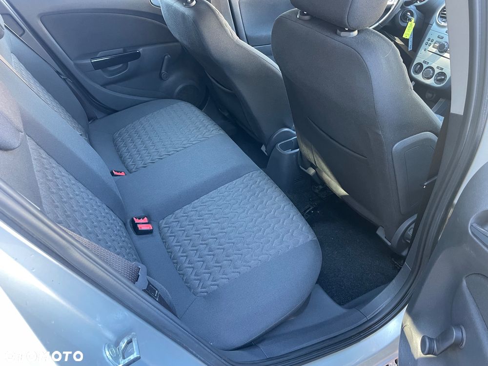 Opel Corsa 1.2 16V Color Edition - 10