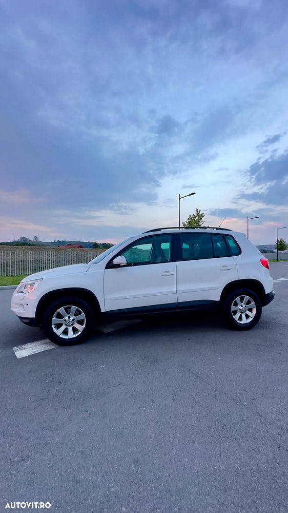 Volkswagen Tiguan 2.0 TDI DPF 4Motion Track&Field - 4