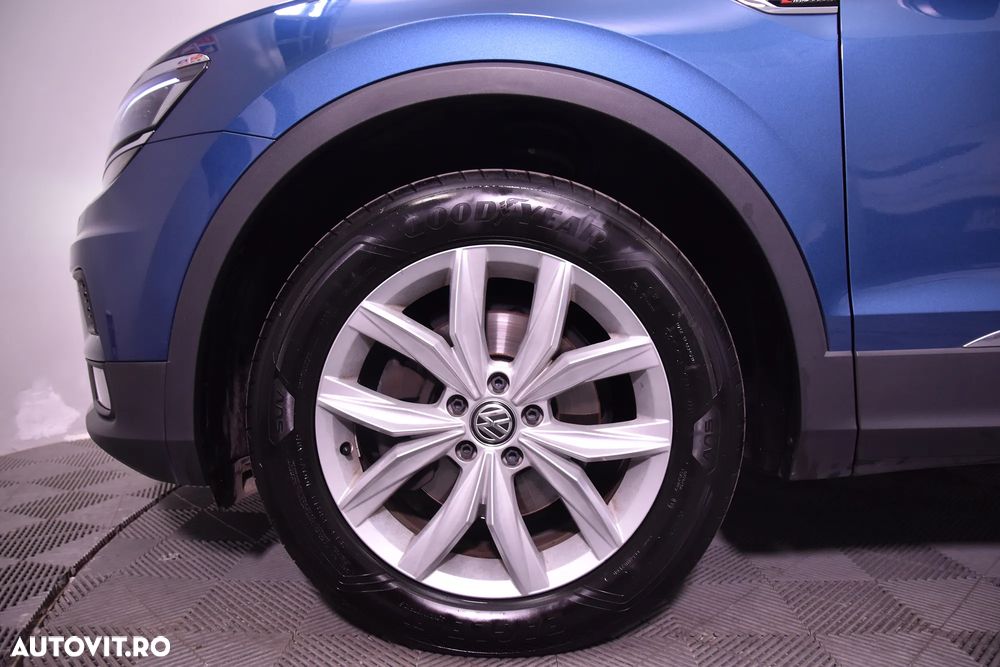 Volkswagen Tiguan - 13