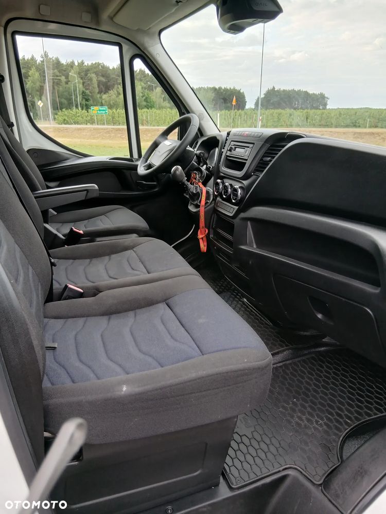 Iveco Daily - 25