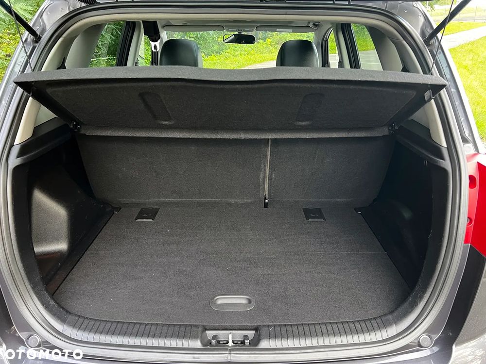 Kia Venga 1.6 CVVT Platinum Edition - 18