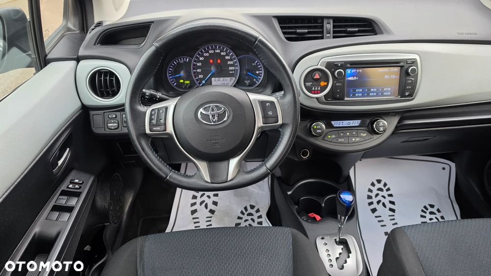 Toyota Yaris - 9