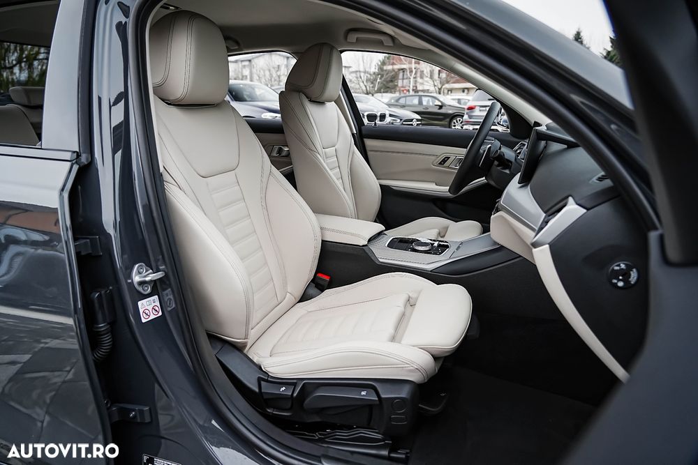 BMW Seria 3 320i Aut. Sport Line - 15