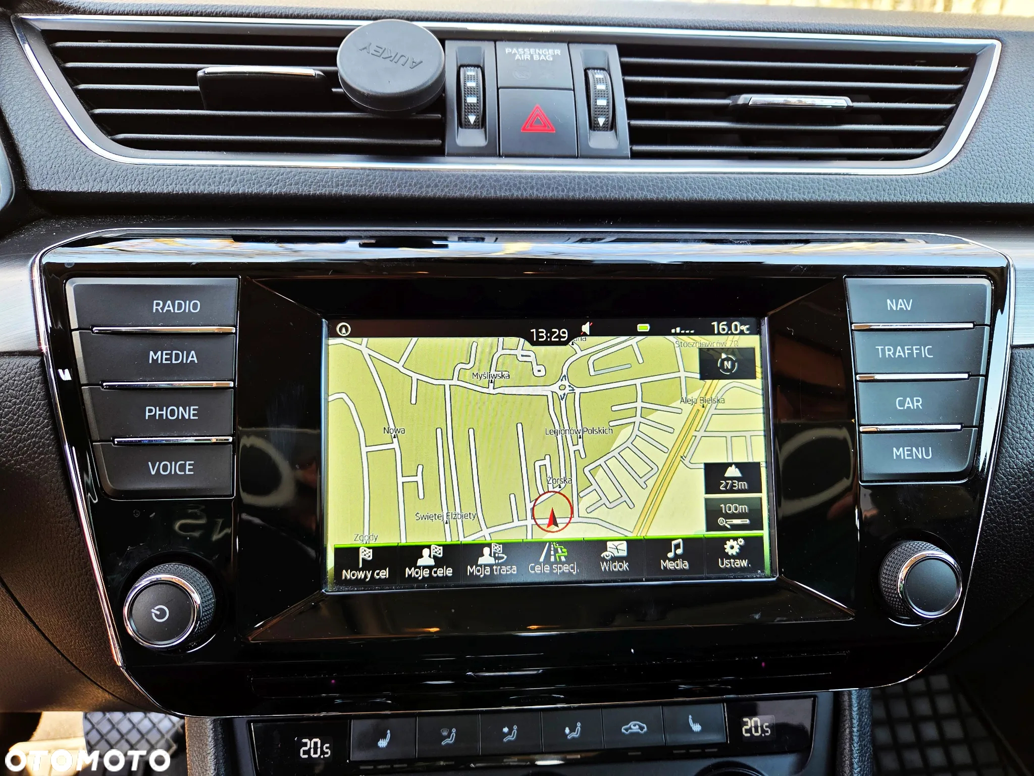 Skoda Superb 2.0 TDI Style DSG - 6