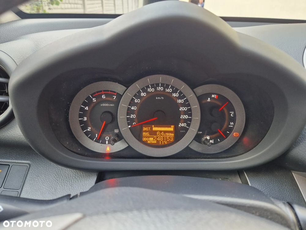 Toyota RAV4 2.2 D-4D Prestige - 9