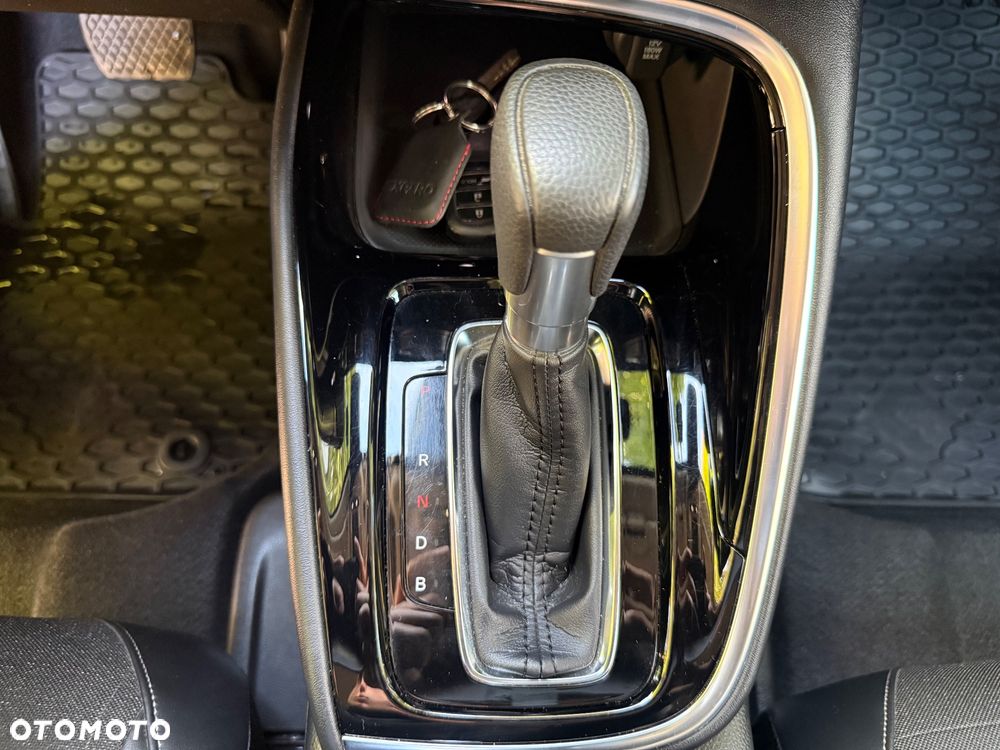 Honda HR-V 1.5 i-MMD Advance BSI CVT - 24