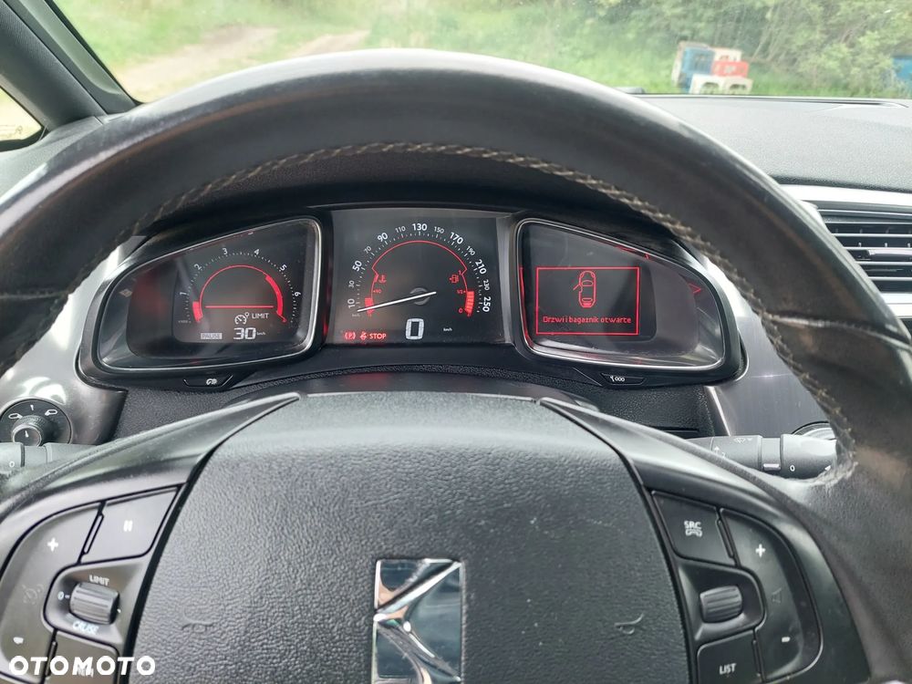 DS Automobiles DS 5 - 10