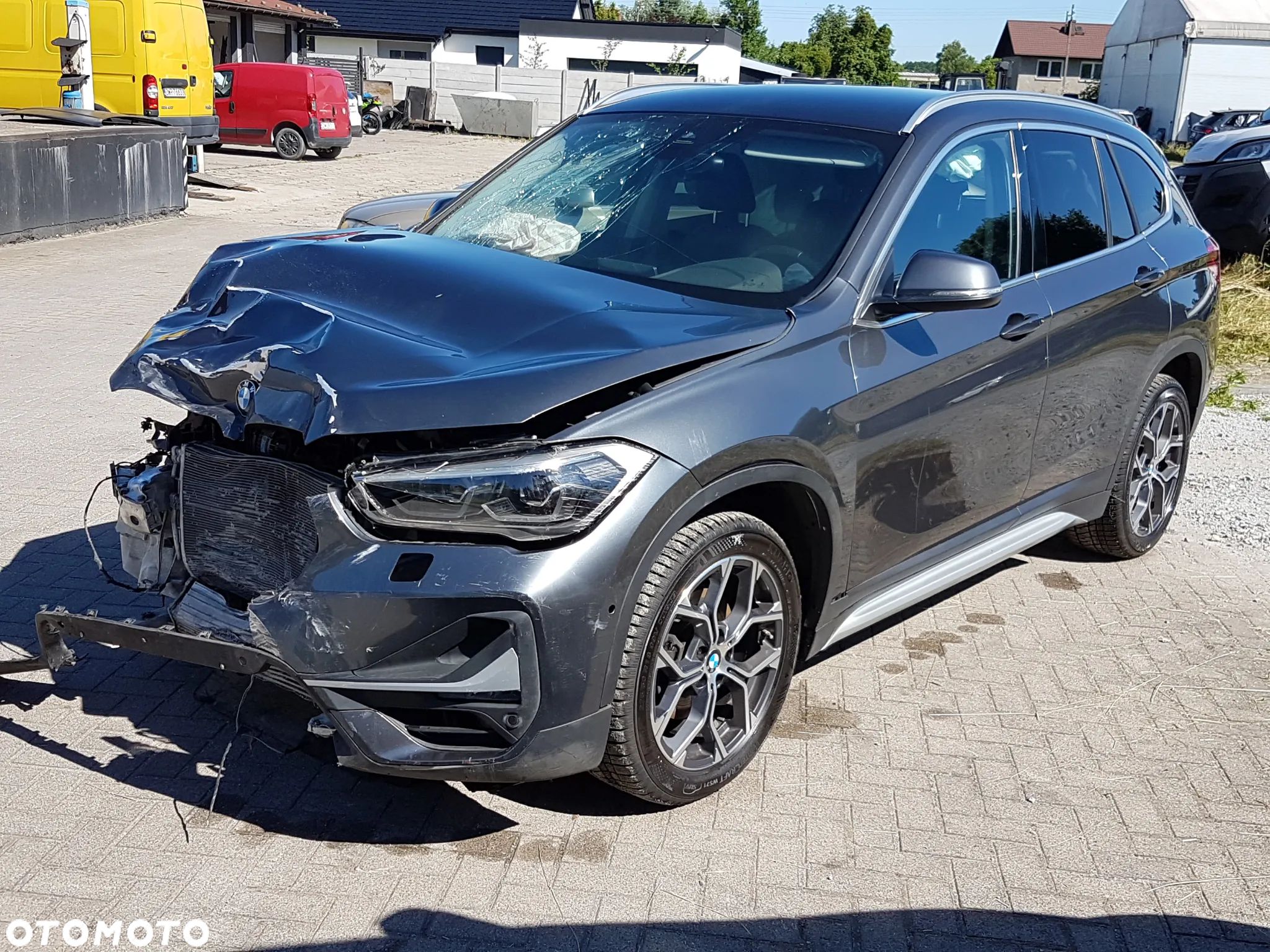 BMW X1 sDrive18i Business Edition - 1