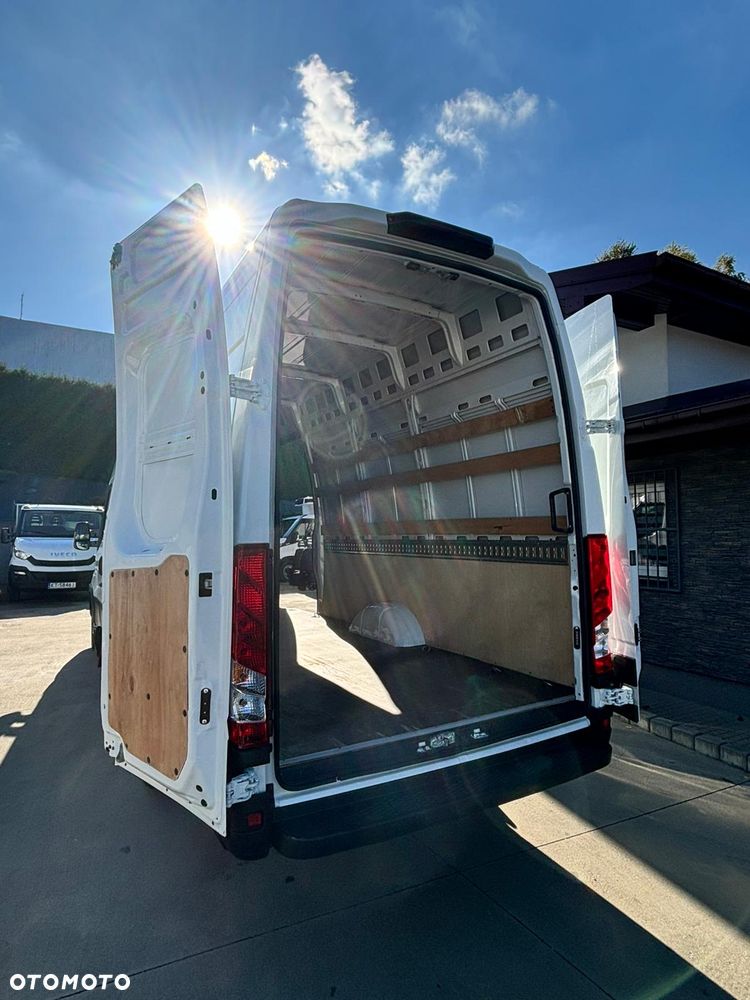 Iveco Daily 35S18 Maxi Blaszak Długi Furgon 3.0 Blaszak L4H3 - 7