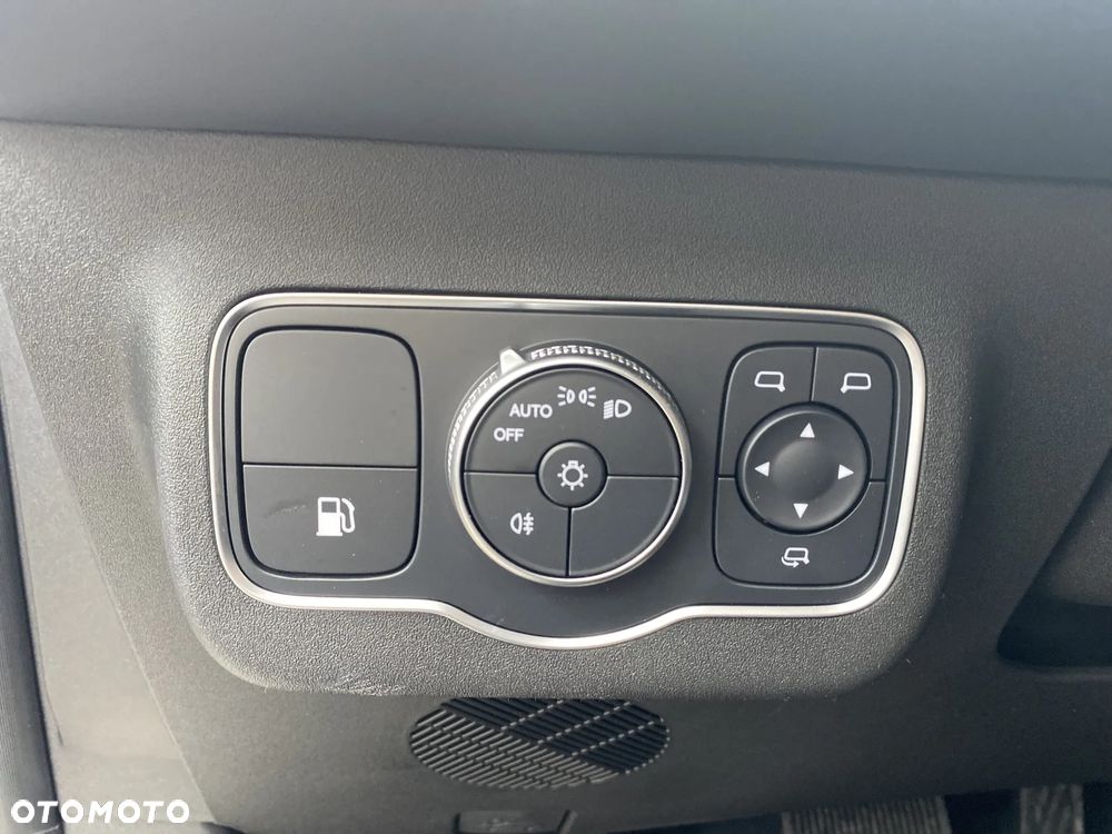 Omoda 9 1.5 Super Hybrid Exclusive AWD - 23