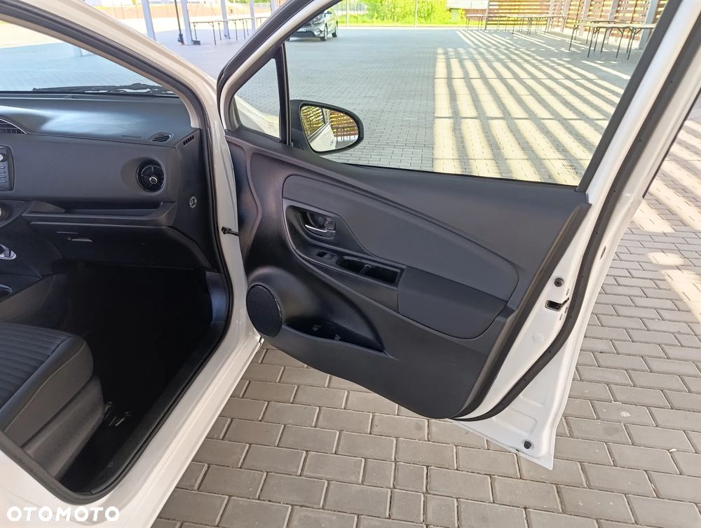 Toyota Yaris - 26