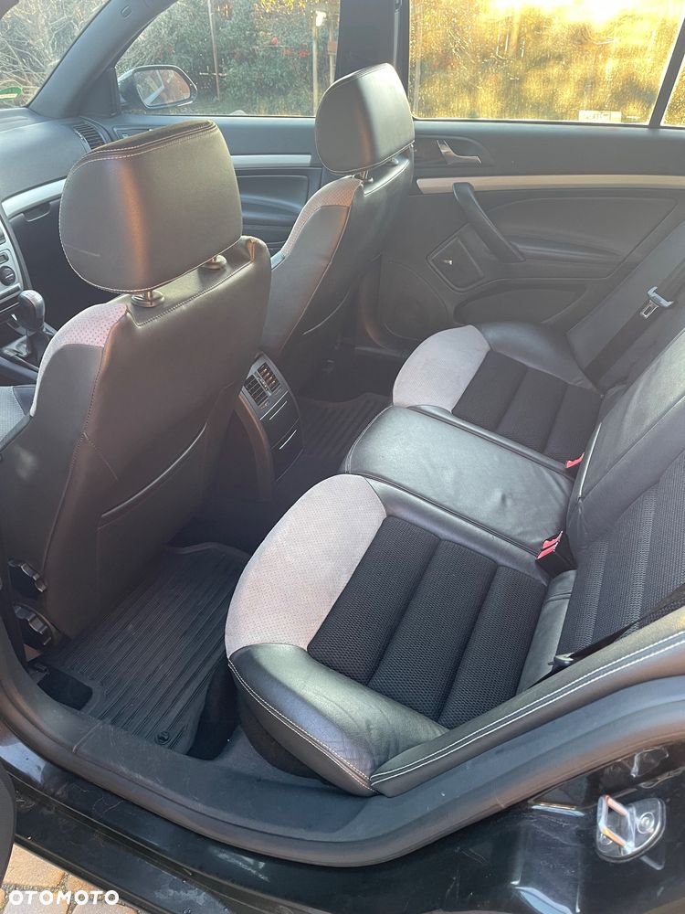 Skoda Octavia 2.0 TSI RS - 6