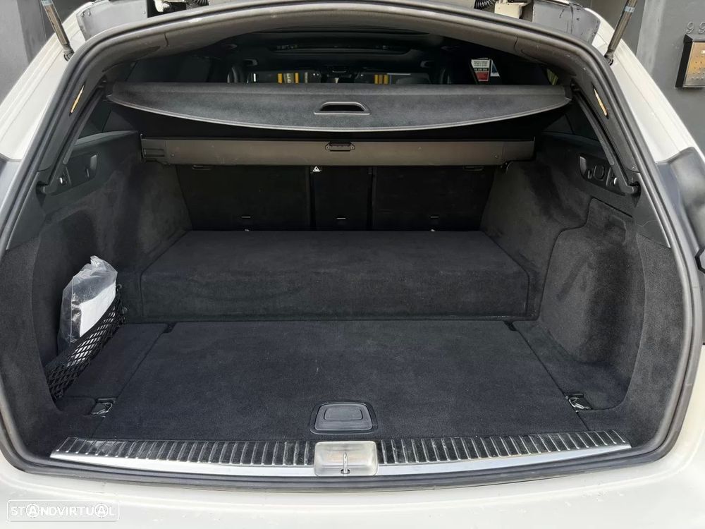 Mercedes-Benz E 300 - 34