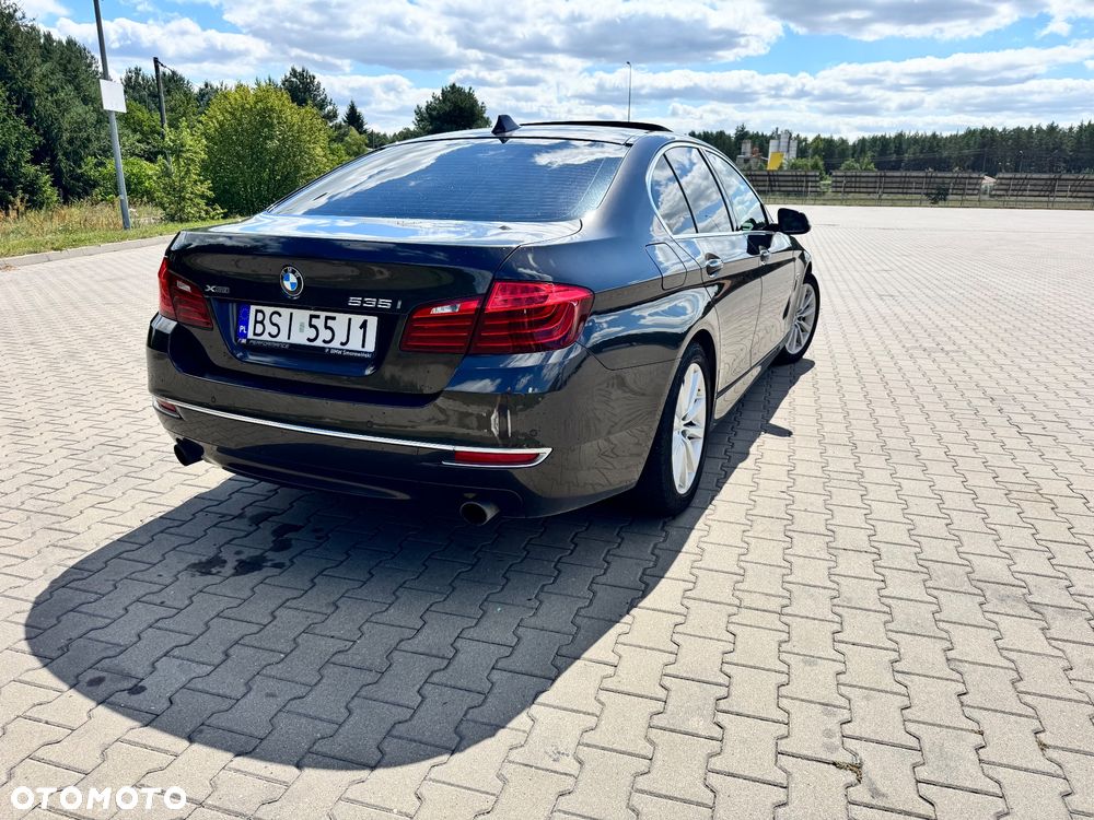 BMW Seria 5 535i xDrive Luxury Line - 4