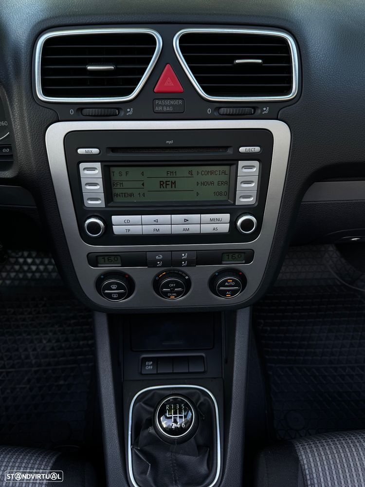 VW EOS 1.6 FSi - 32