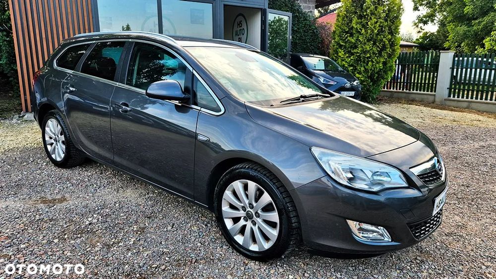 Opel Astra 1.6 T Cosmo - 7