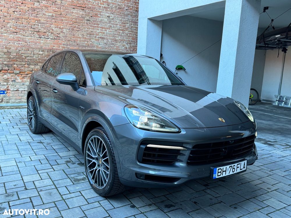 Porsche Cayenne Coupe Standard - 1