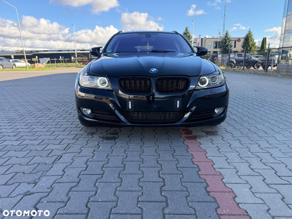 BMW Seria 3 - 34