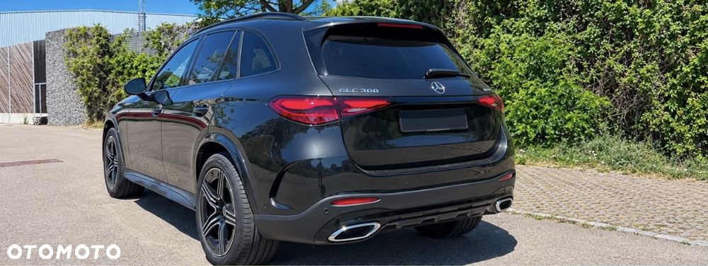 Mercedes-Benz GLC 200 4Matic 9G-TRONIC AMG Line Advanced - 2