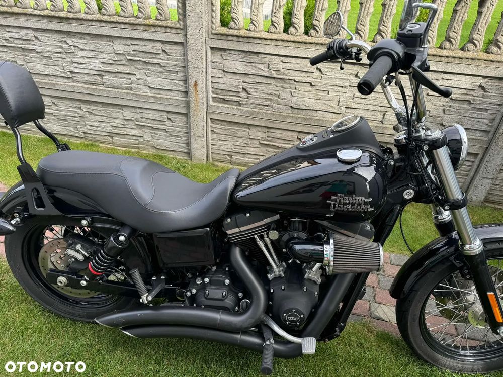 Harley-Davidson Dyna Street Bob - 7