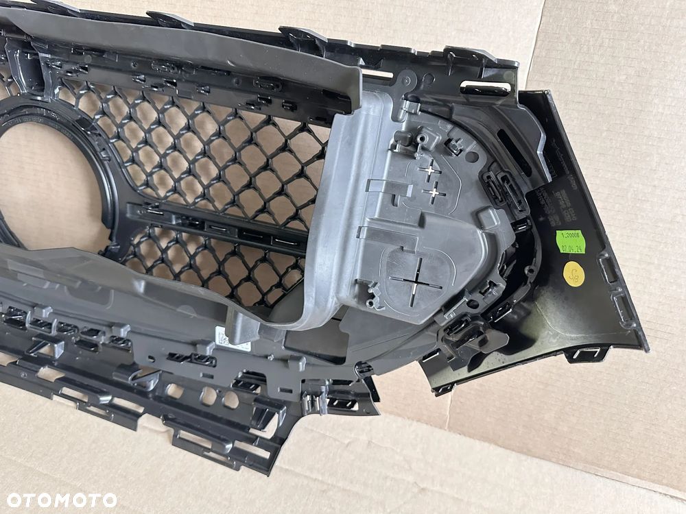 ATRAPA GRILL Mercedes E-klasa W214 AMG Black - pod KAM - 10