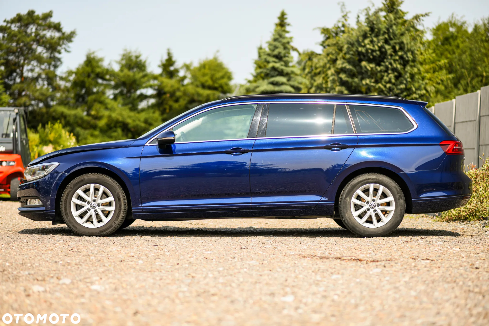 Volkswagen Passat 1.6 TDI BMT Comfortline - 4