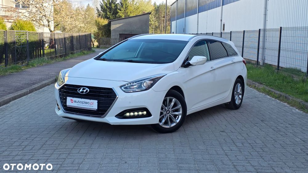 Hyundai i40 Kombi 1.7 CRDi DCT Premium - 1
