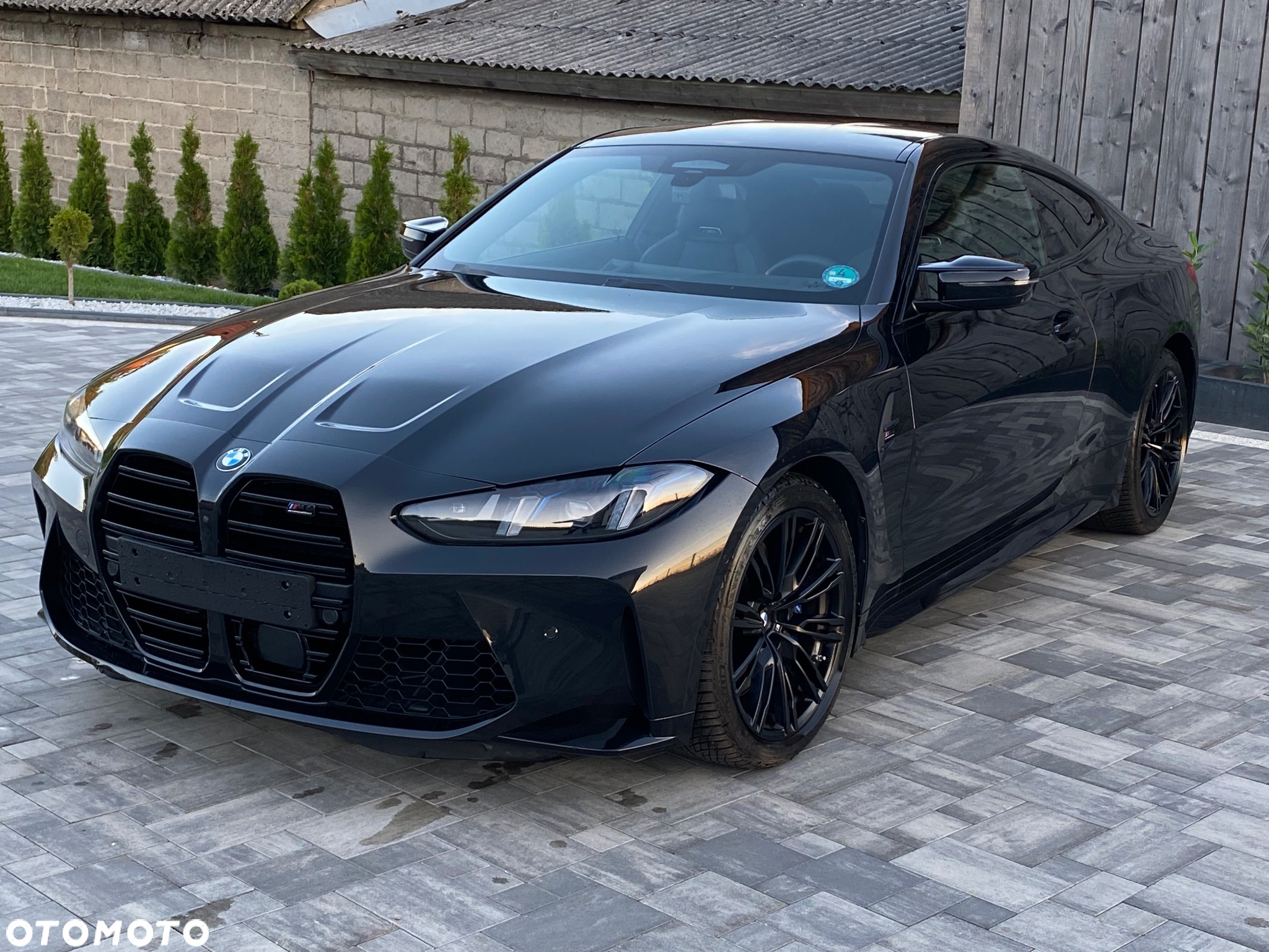 BMW M4 Competition - 4