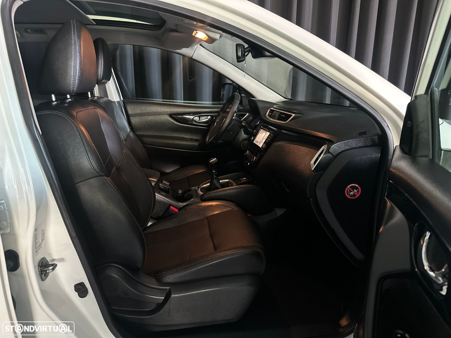 Nissan Qashqai 1.5 dCi Tekna Premium Pele - 16