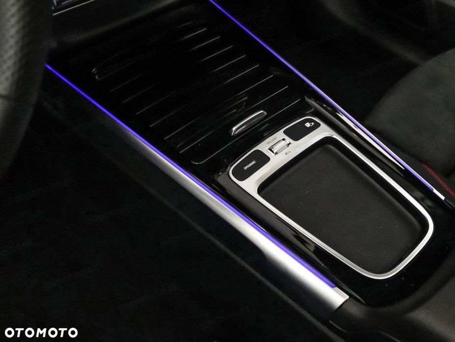 Mercedes-Benz GLB 200 AMG Line 7G-DCT - 13