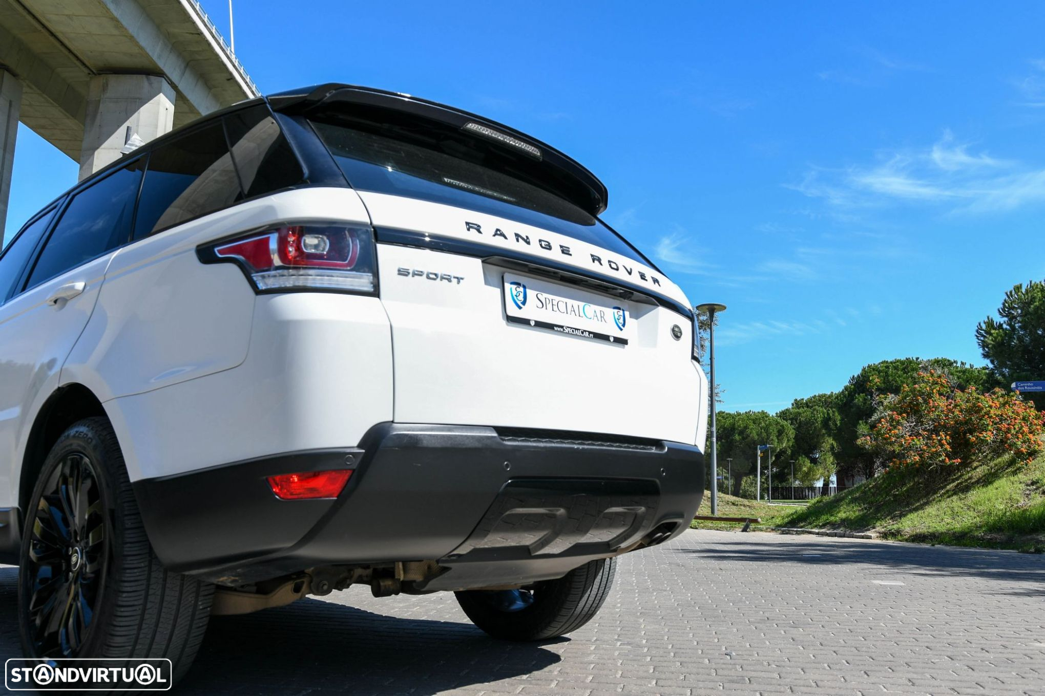 Land Rover Range Rover Sport 2.0 SD4 S - 12