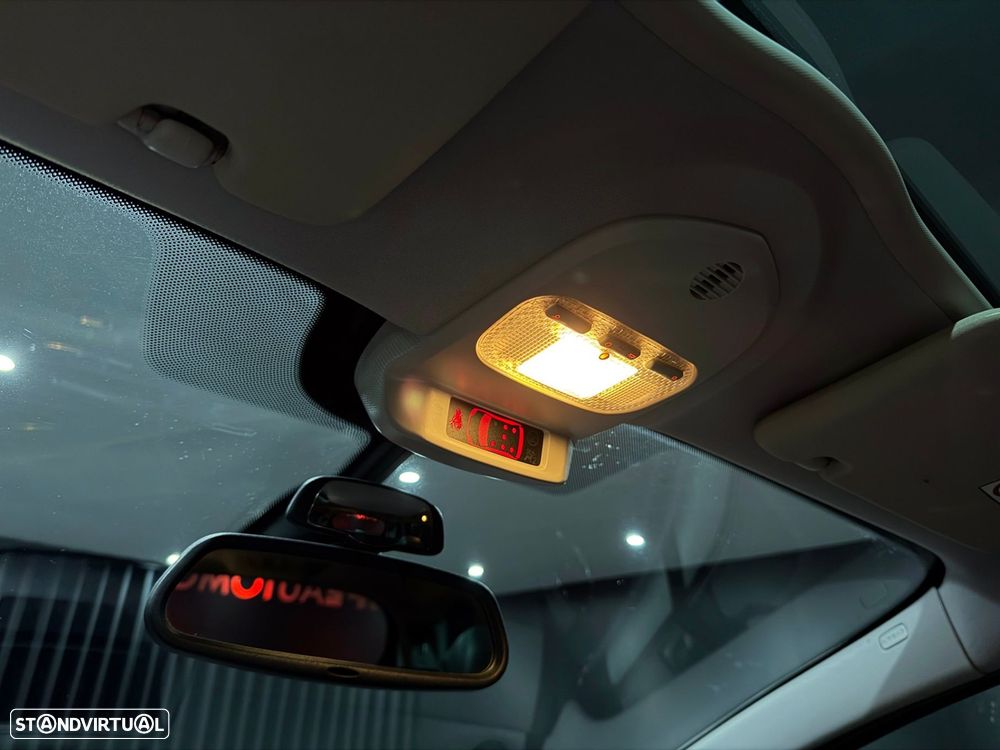 Peugeot 5008 1.6 BlueHDi Allure EAT6 - 27