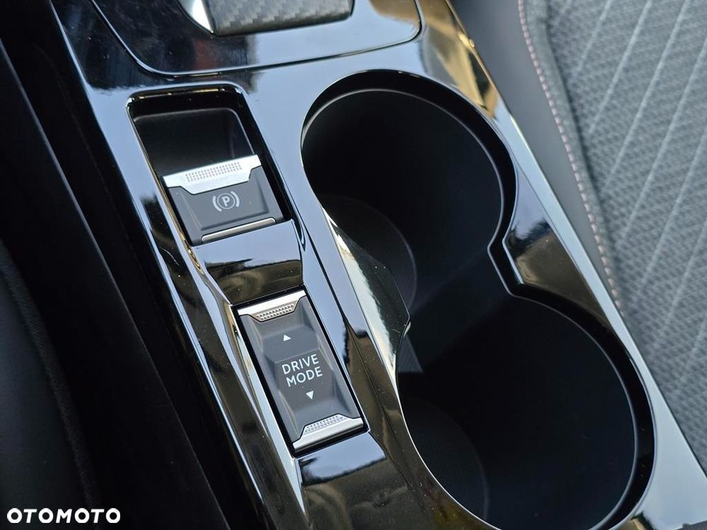 Peugeot 208 - 20