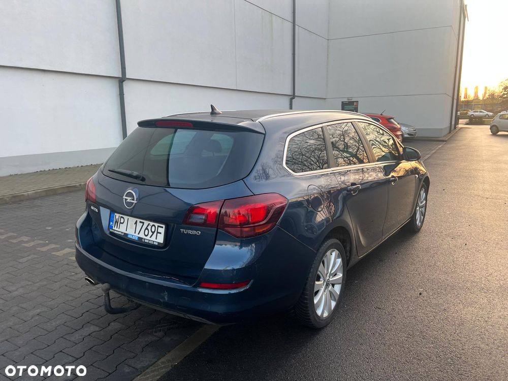 Opel Astra 1.4 Turbo - 8