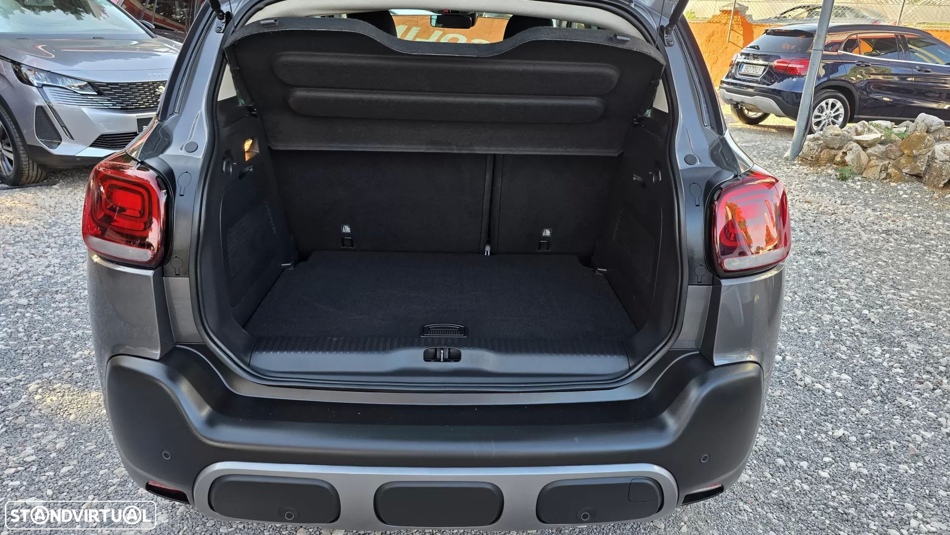 Citroën C3 Aircross 1.2 PureTech Shine - 21