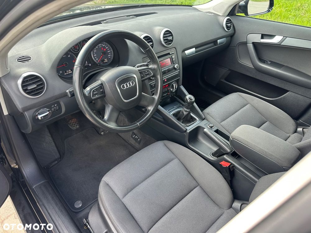 Audi A3 Sportback 1.6 TDI Ambition - 19