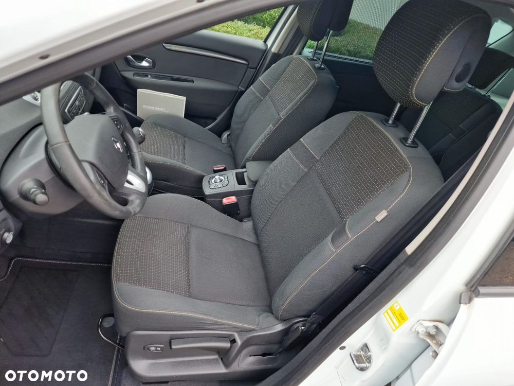 Renault Scenic TCe 130 Luxe - 19