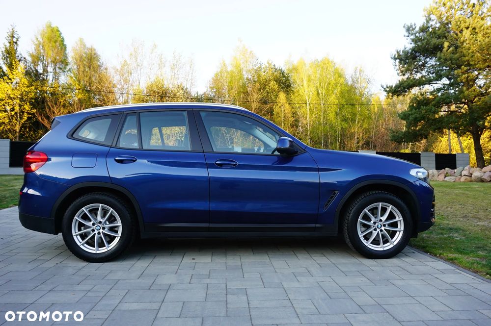 BMW X3 xDrive20i Advantage - 14