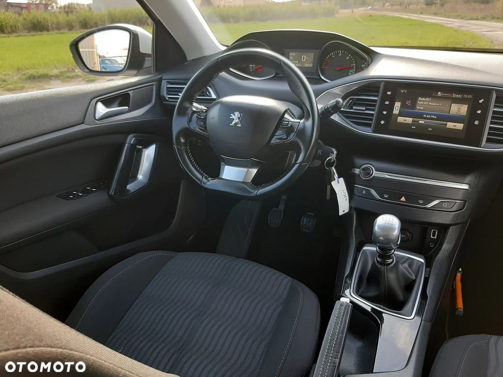 Peugeot 308 BlueHDi 120 Stop & Start Allure - 22