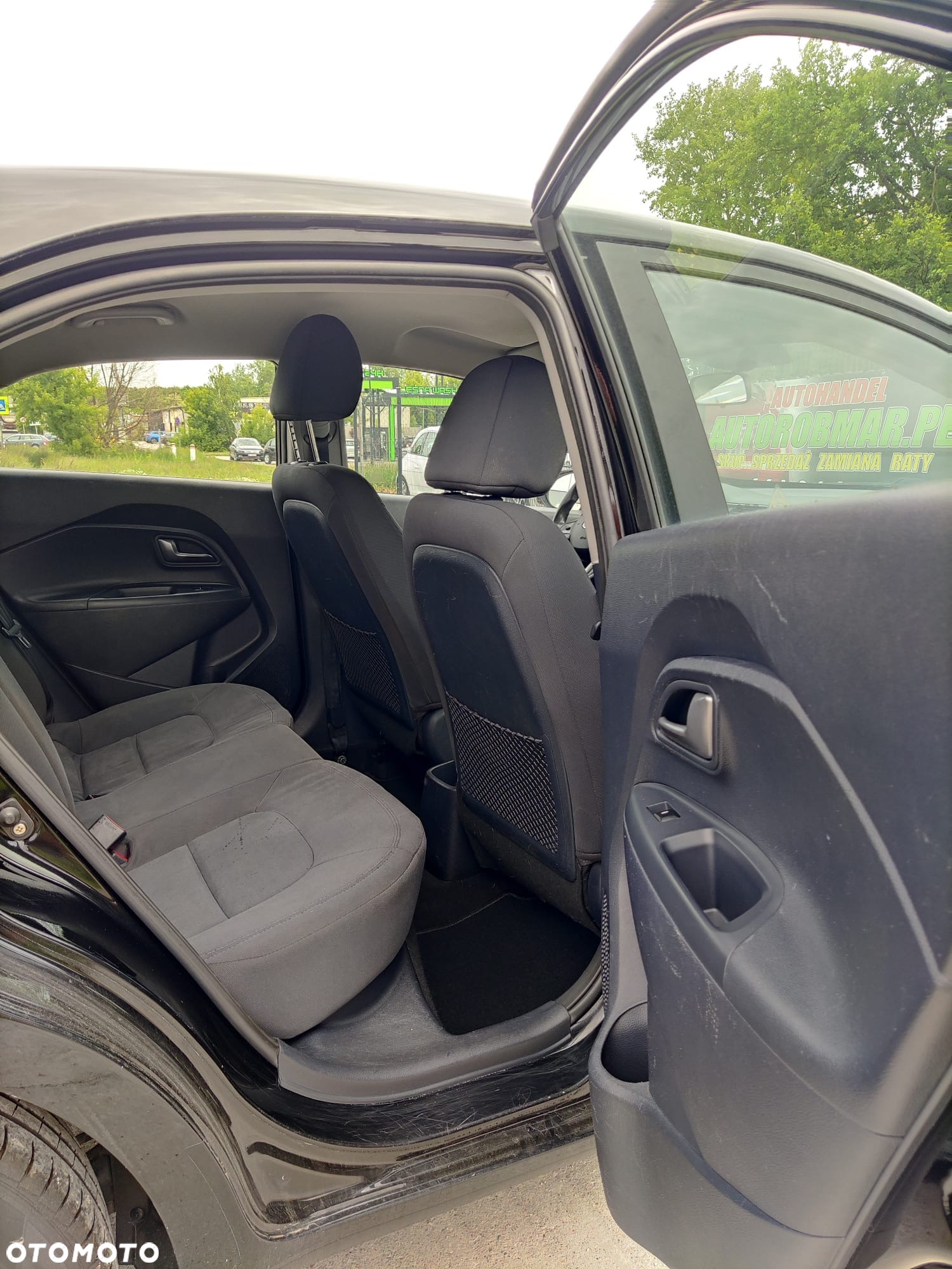 Kia Rio 1.2 Attract - 14