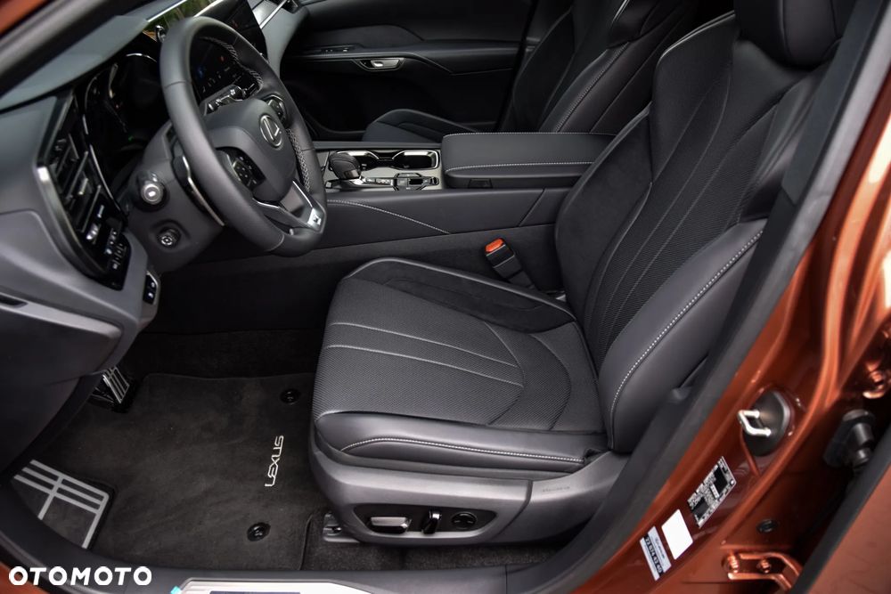 Lexus RX 500h F Sport - 11