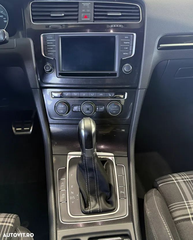 Volkswagen Golf GTD 2.0 TDI SCR DSG - 8